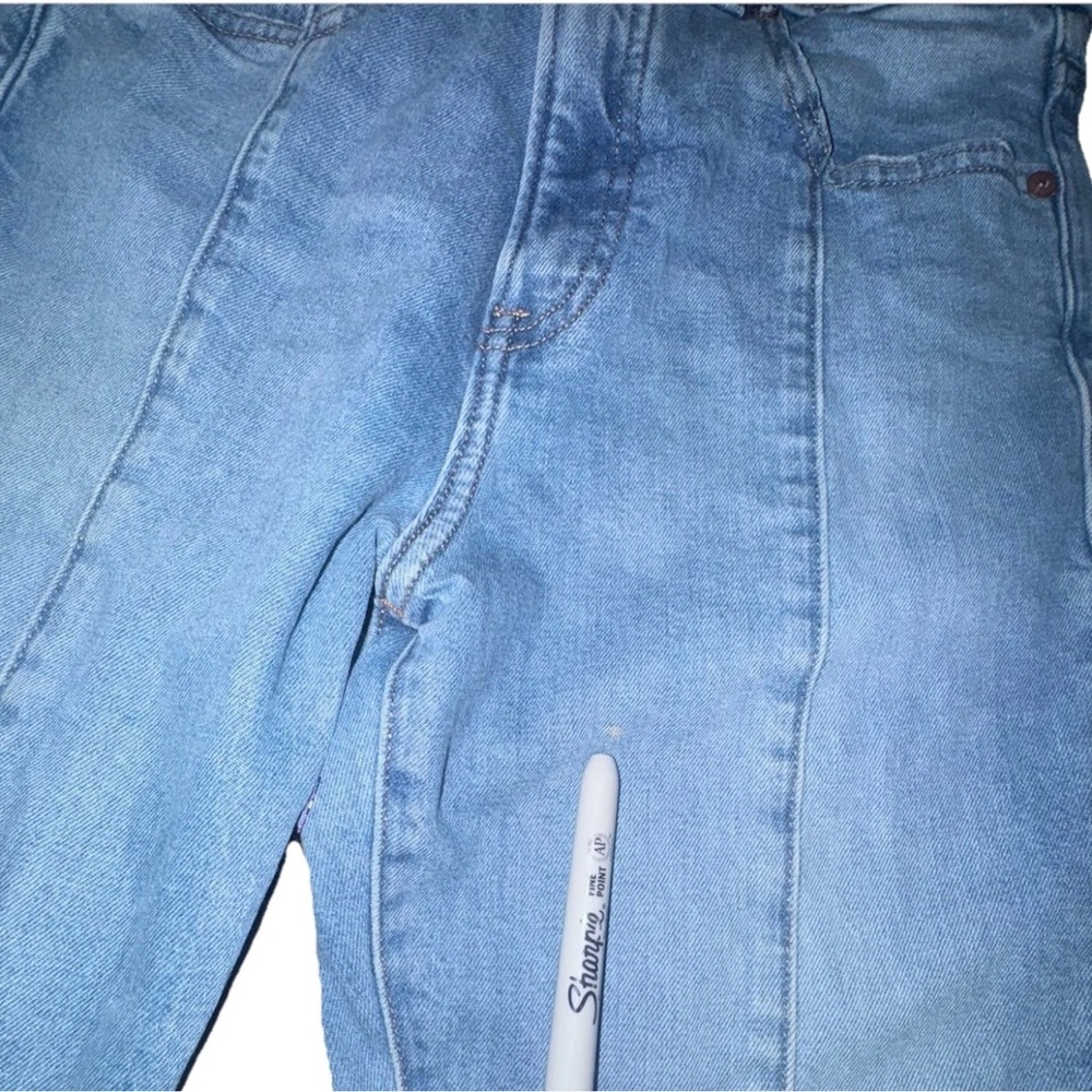 Express Jeans Women’s Size 2R High Rise Seamed Festival Flare Light Wash - Picture 6 of 8
